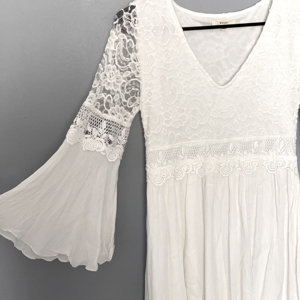 LAST CHANCE Lace Bell Sleeve Dress